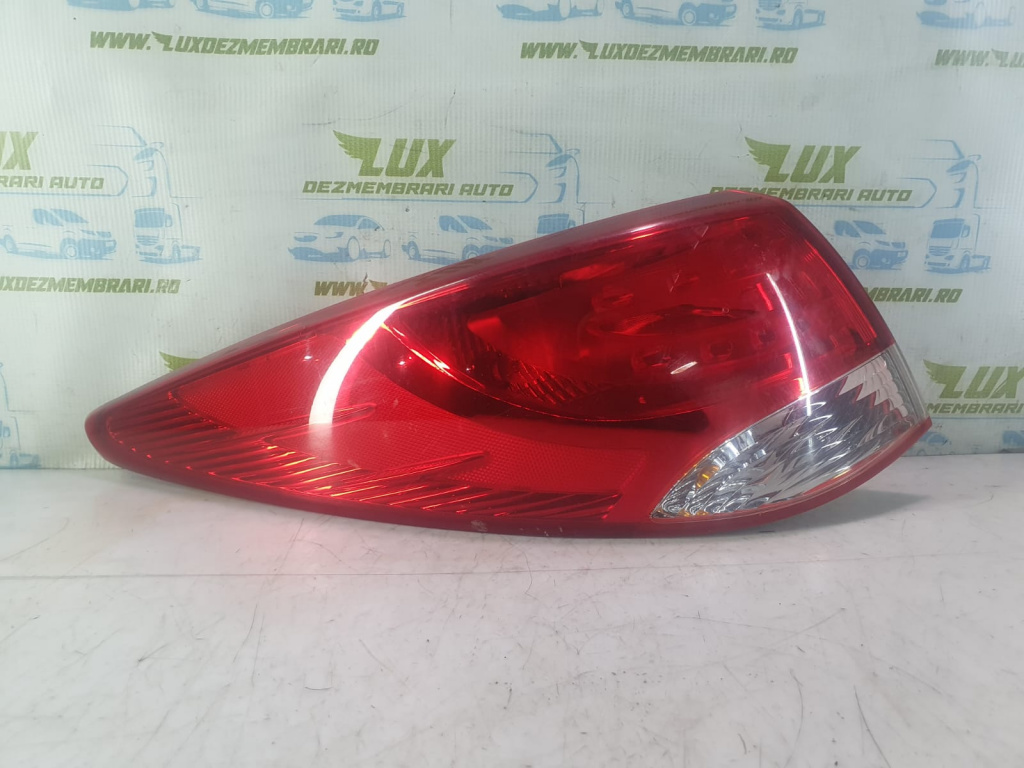 Stop stanga aripa 92401-2y0 Hyundai ix35 [2009 - 2013] 2.0 crdi D4HA