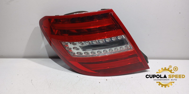 Stop stanga aripa A2048206264 Mercedes-Benz C-Class W204/S204 [2007 - 2012]