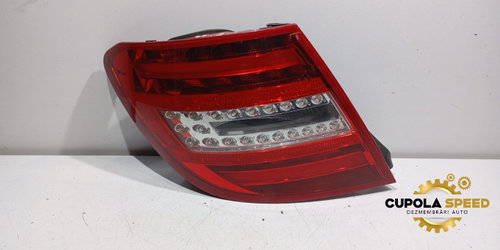 Stop stanga aripa A2048206264 Mercedes-Benz C-Class W204/S204 [2007 - 2012]