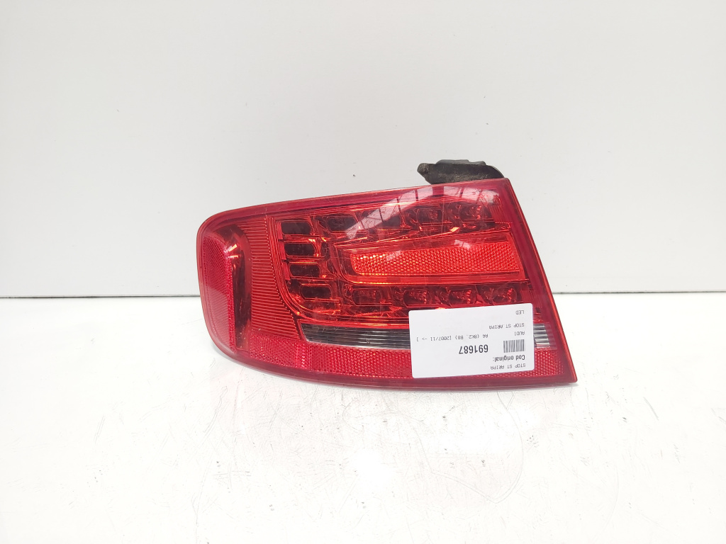Stop stanga aripa, Audi A4 (8K2, B8) (id:691687)