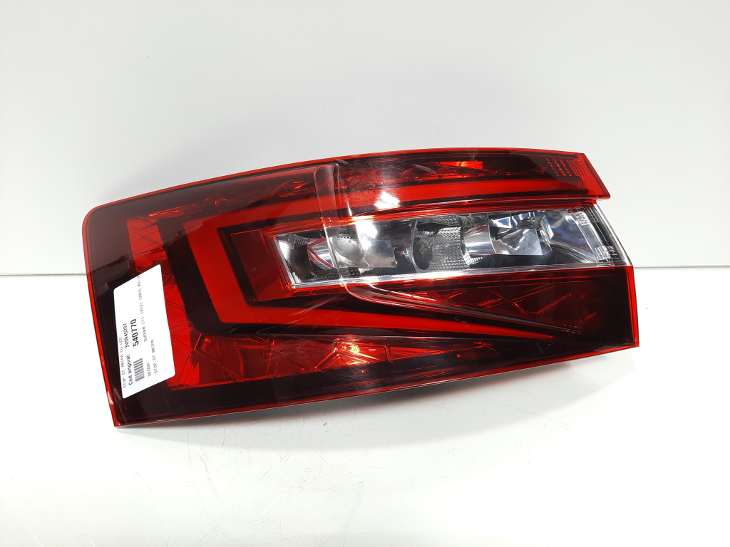 Stop stanga aripa cu led, cod 3V5945207, Skoda Superb III (3V3) (id:540770)