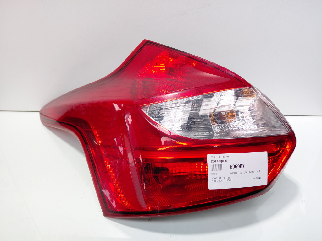 Stop stanga aripa, Ford Focus 3 (id:696967)
