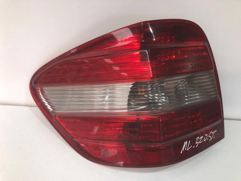 Stop stanga aripa Mercedes-Benz ML W164 [2005 - 2008]