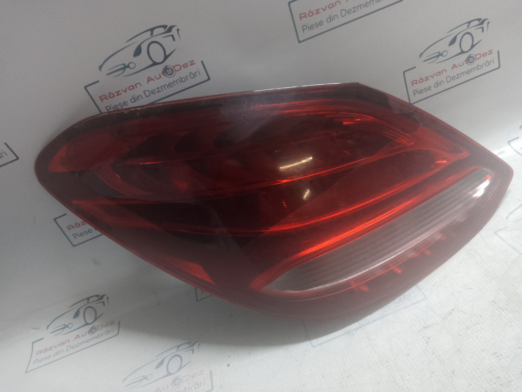 Stop stanga aripa Mercedes C Class W205 2015, A2059061157