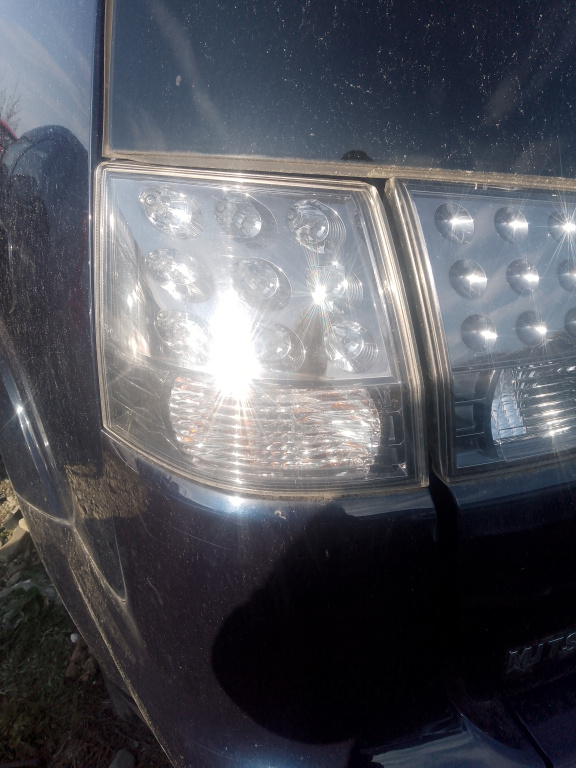 Stop stanga aripa Mitsubishi Outlander 2012, CU LED