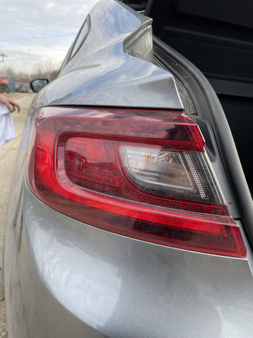 Stop stanga aripa Renault Arkana 1.6 Benzina 2022, 265552466R