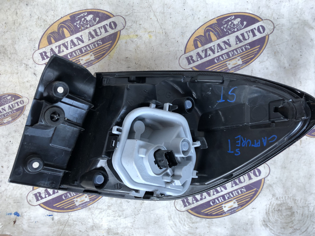 Stop stanga aripa Renault Captur, 265557367R