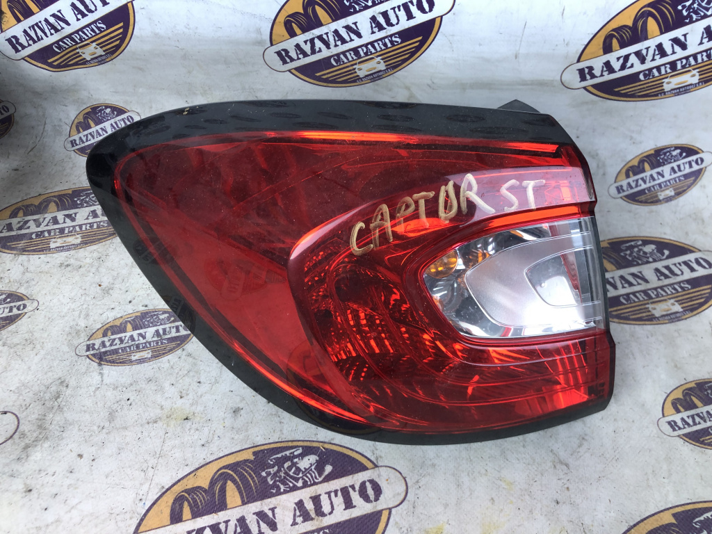 Stop stanga aripa Renault Captur, 265558548R