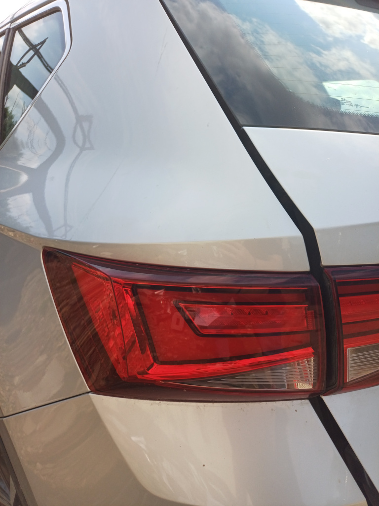 Stop stanga aripa Seat Ateca 1.6 Motorina 2018, -