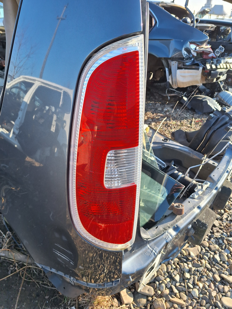 Stop stanga aripa Skoda Roomster - Motorina 2012, -