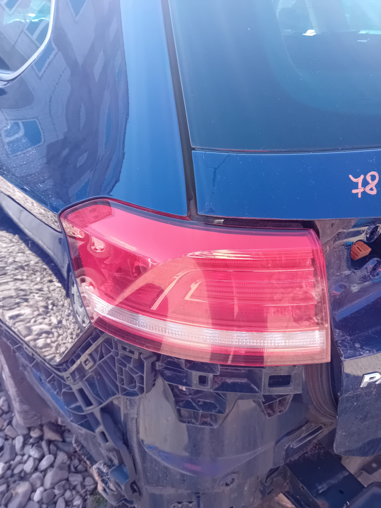 Stop stanga aripa Volkswagen Passat B8 Break 2016