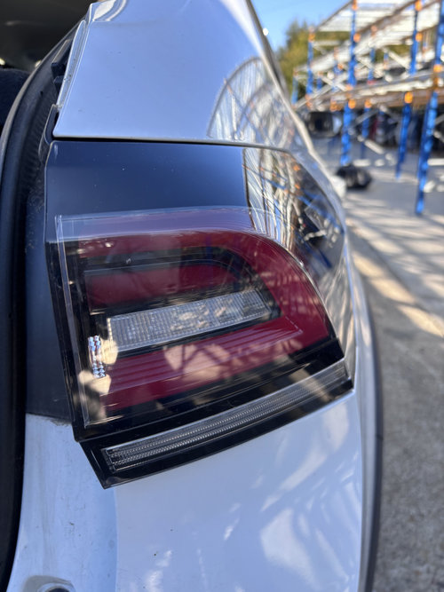 Stop stanga aripa Volkswagen Taigo 1.0 Benzina 2024, LED
