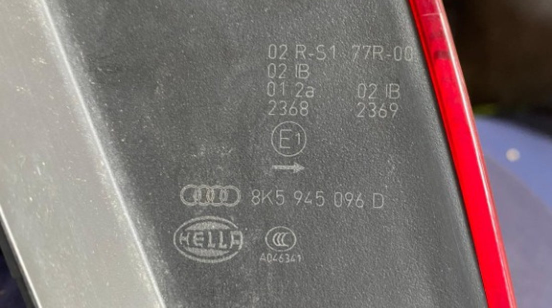 Stop stanga Audi A4 B8 sedan an de fabricatie 2010 cod 8K5945095D