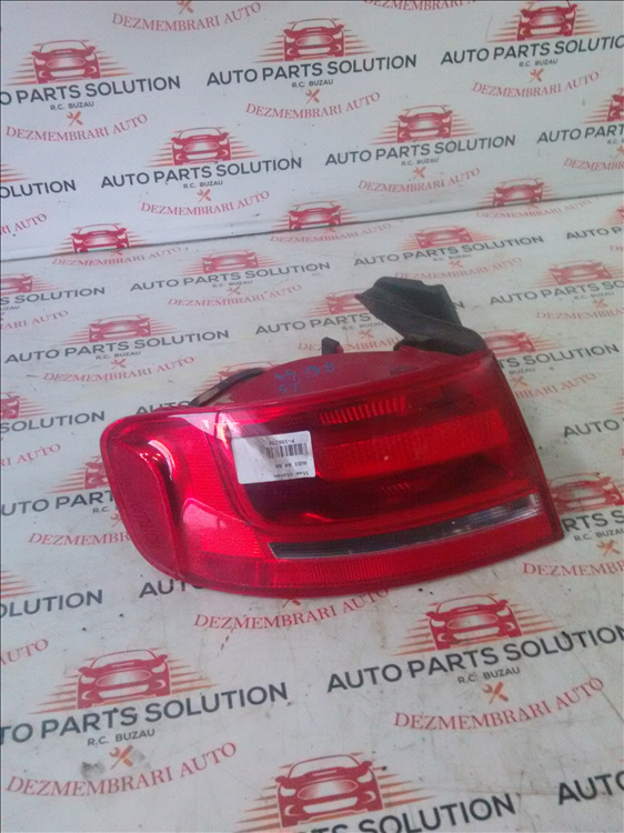 Stop stanga AUDI A4 B8
