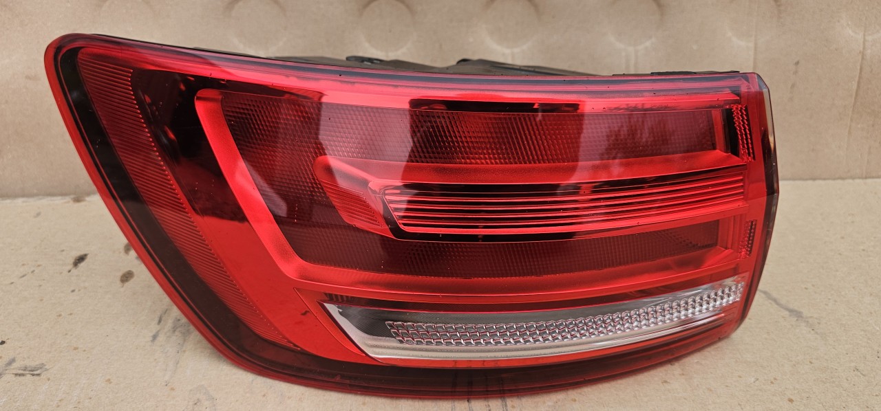 Stop stanga Audi A4 B9 8W combi 2016 201