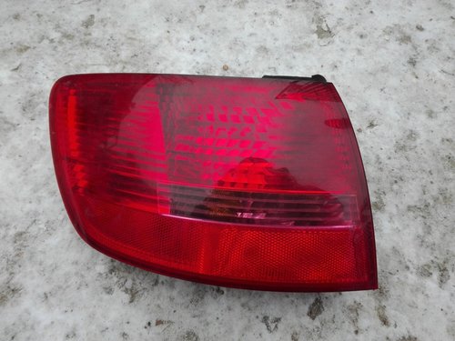 Stop Stanga Audi A6 4F C6 combi fara leduri