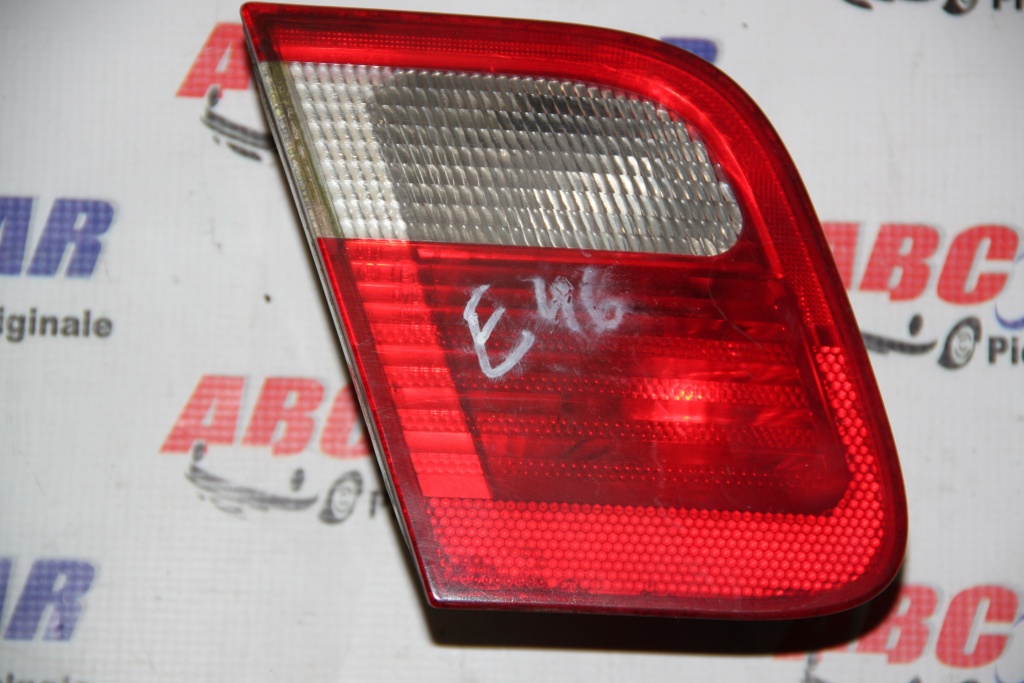 Stop stanga capota BMW Seria 3 E46 Sedan model 2003