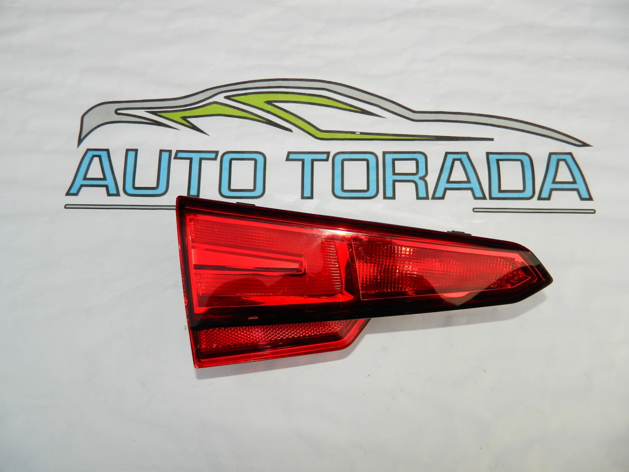 Stop stanga capota portbagaj Audi A4 B9 8W Limuzina 2016-2020 cod: 8W5945075