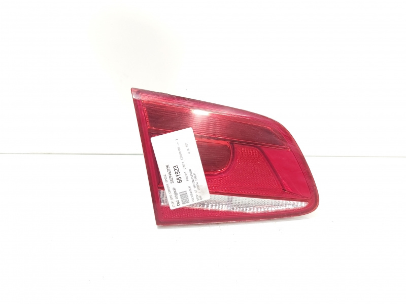 Stop stanga capota spate, cod 3AE945093K, Vw Passat (362) (id:681923)