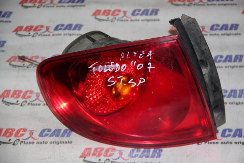 Stop stanga caroserie Seat Altea 2004-2009 5P0945095E
