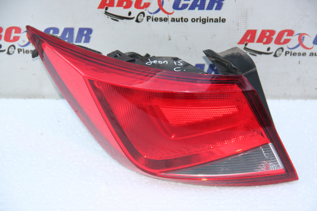Stop stanga caroserie Seat Leon 5F1 ST ( combi ) cod: 5F9945095 2012-2017