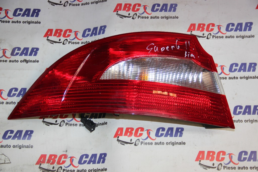 Stop stanga caroserie Skoda Superb 2 (3T4) liftback 2008-2013 3T5945095