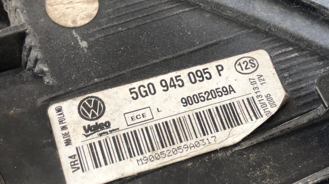 Stop stanga caroserie VW Golf 7 1.4TSI Manual sedan 2014 (5G0945095p)
