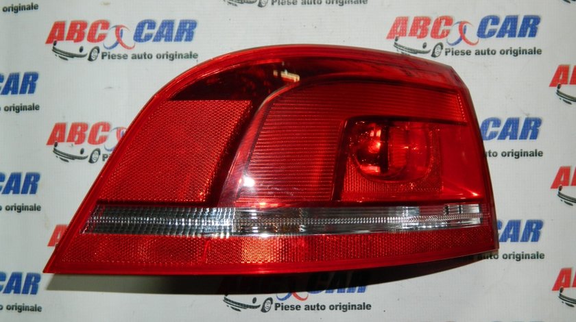 Stop stanga caroserie VW Passat B7 Variant cod: 3AF945095C