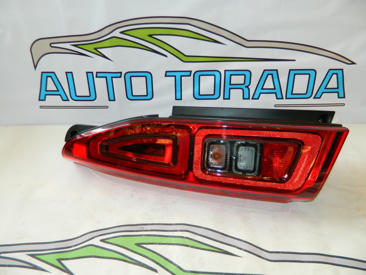 Stop stanga Citroen Berlingo 2018-2023 cod 9819649280