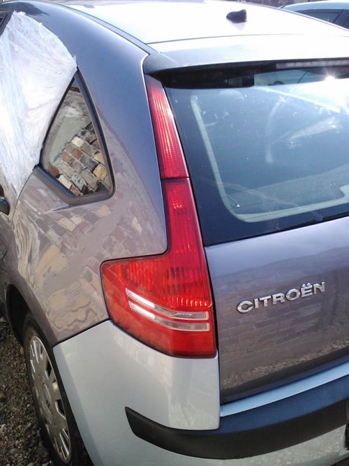 Stop Stanga Citroen C4 Hatchback