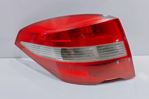 Stop Stanga cu defect fara soclu 265550002R Renault Laguna 3 [2007 - 2011]
