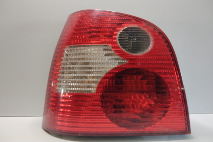 Stop stanga cu soclu 6Q6945095B 6Q6945095B Volkswagen VW Polo 4 9N [2001 - 2005]