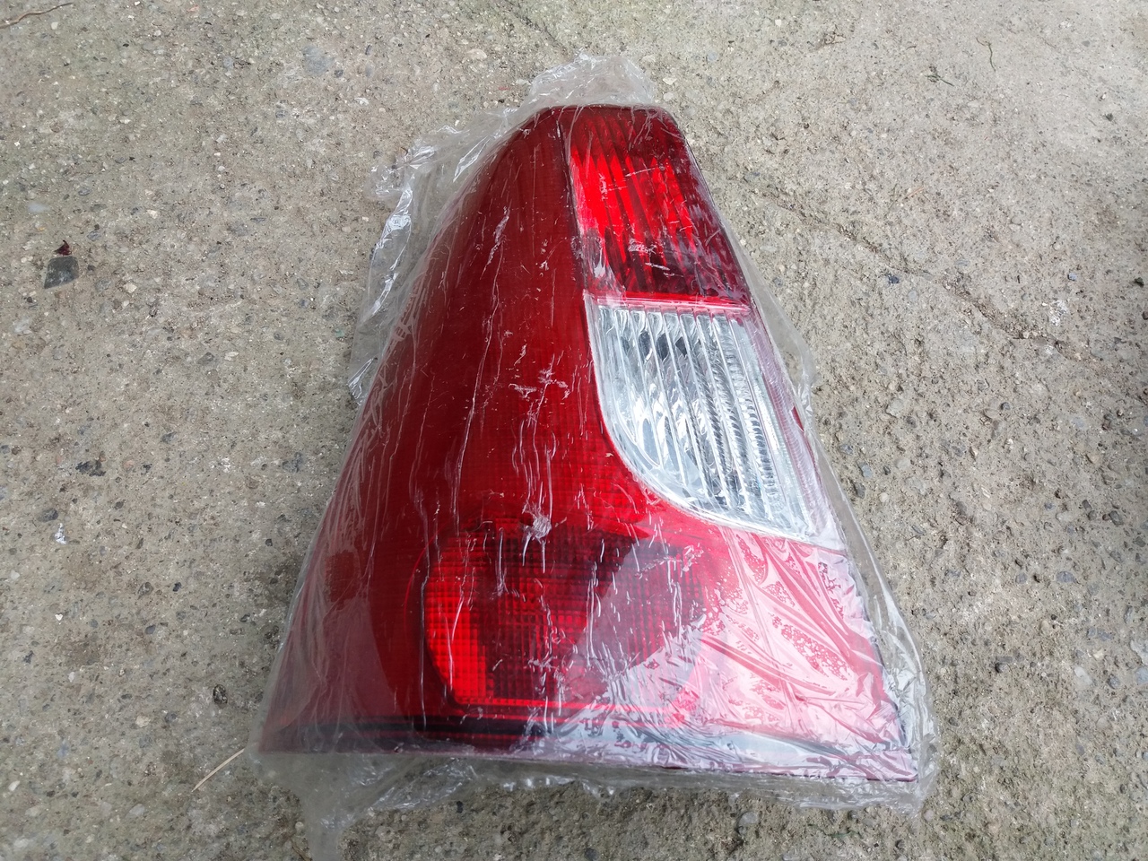 Stop Stanga Dacia Logan Ph1 cu Semnal Alb Nou