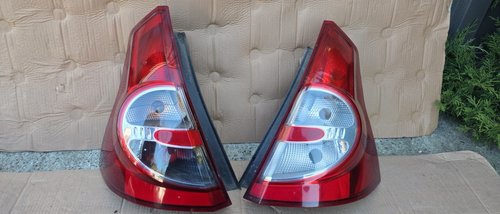 Stop stanga Dacia Sandero 2008 2009 2010 2011 2012