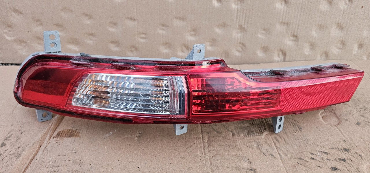 Stop stanga din bara Kia Sportage 2010 2011 2012 2013 2014 2015