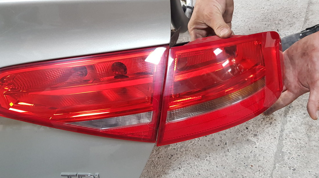 Stop stanga dreapta Audi A4 B8 Facelift berlina 2012 2013 2014