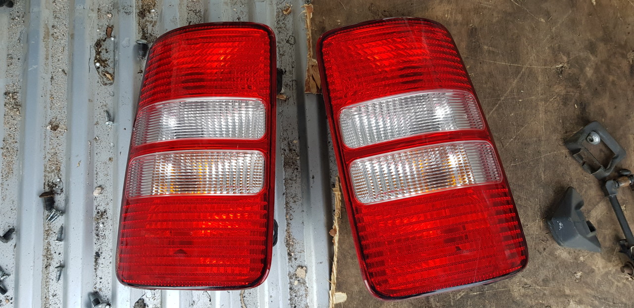 Stop stanga dreapta Vw Caddy 2011 2012 2