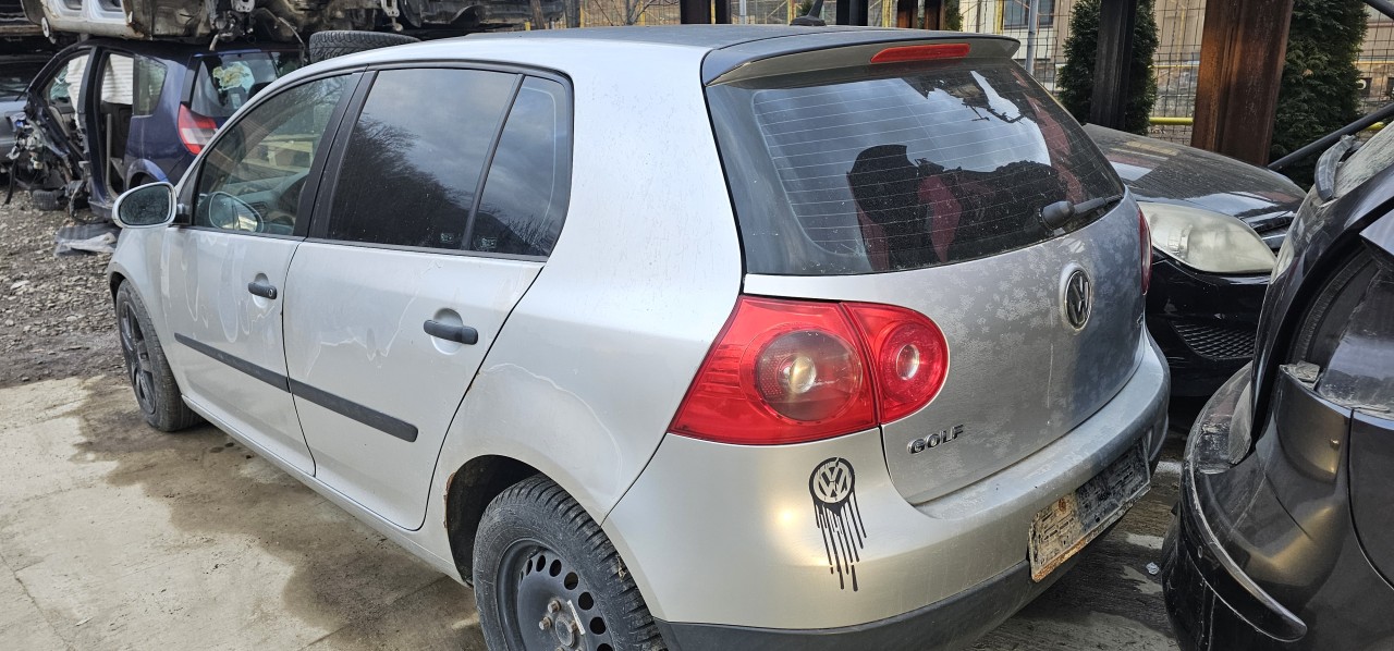 Stop stanga / dreapta Vw Golf 5 Hatchback 2004 2005 2006 2007 2008