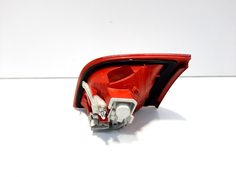 Stop stanga haion, Audi A3 (8P1), cod 8P4945093B (id:455242)