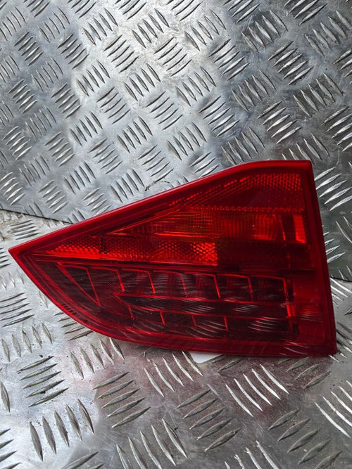 Stop stanga haion Audi A4 B8 8K9945093B