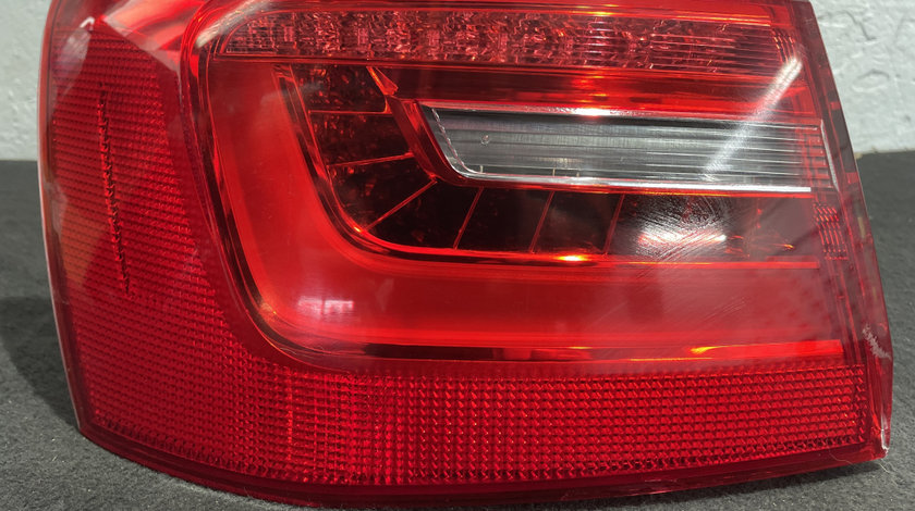 Stop stanga haion Audi A6 C7 Avant 3.0TDI Quattro Automat sedan 2015 (4G9945095B)