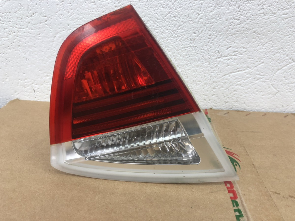 Stop stanga haion BMW 325i E90 Automatic 218CP N52B25A sedan 2007 (6937459)