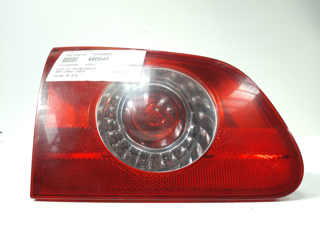 Stop stanga haion, cod 3C9945093, Vw Passat Variant (3C5) (id:490649)