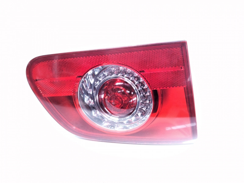 Stop stanga haion, cod 3C9945093, Vw Passat Variant (3C5) (id:464757)