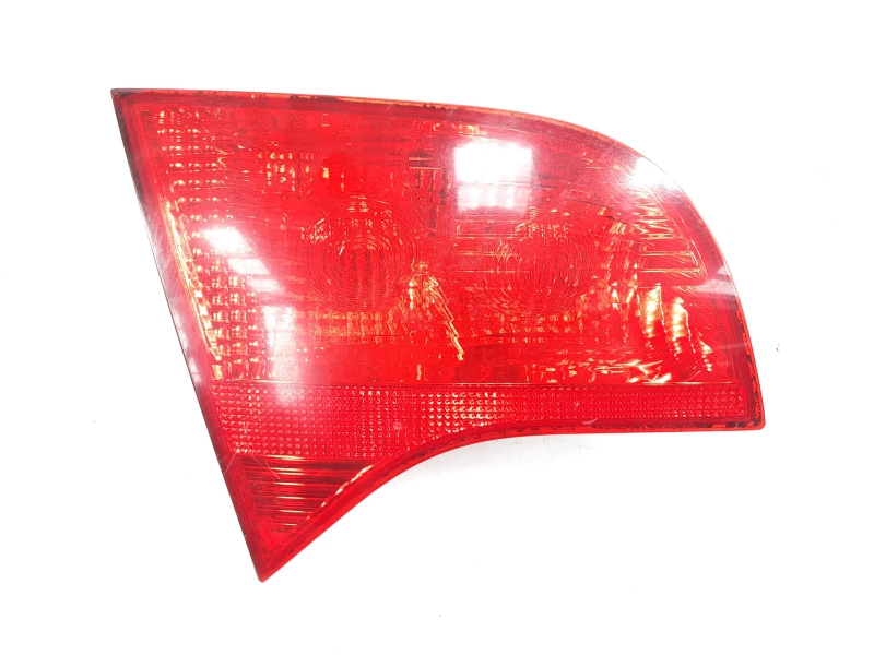 Stop stanga haion, cod 8E9945093, Audi A4 Avant (8ED, B7) (id:489480)