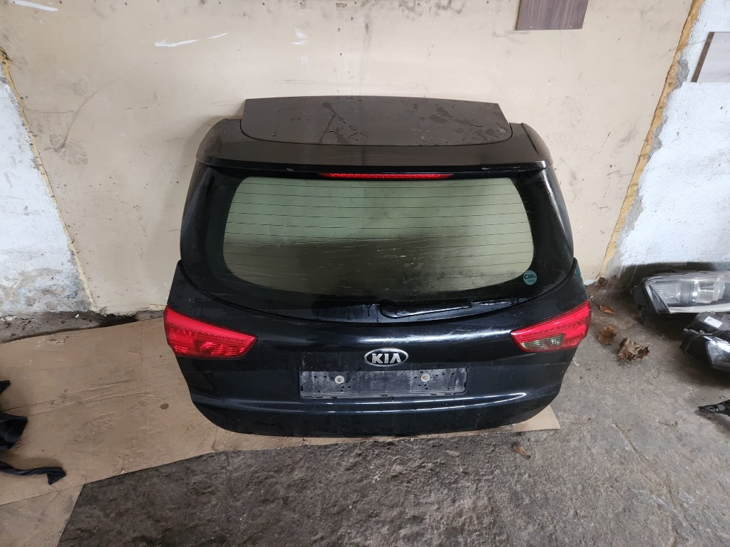 Stop stanga haion Kia Cee'd 1.6 CRDI combi an de fabricatie 2015