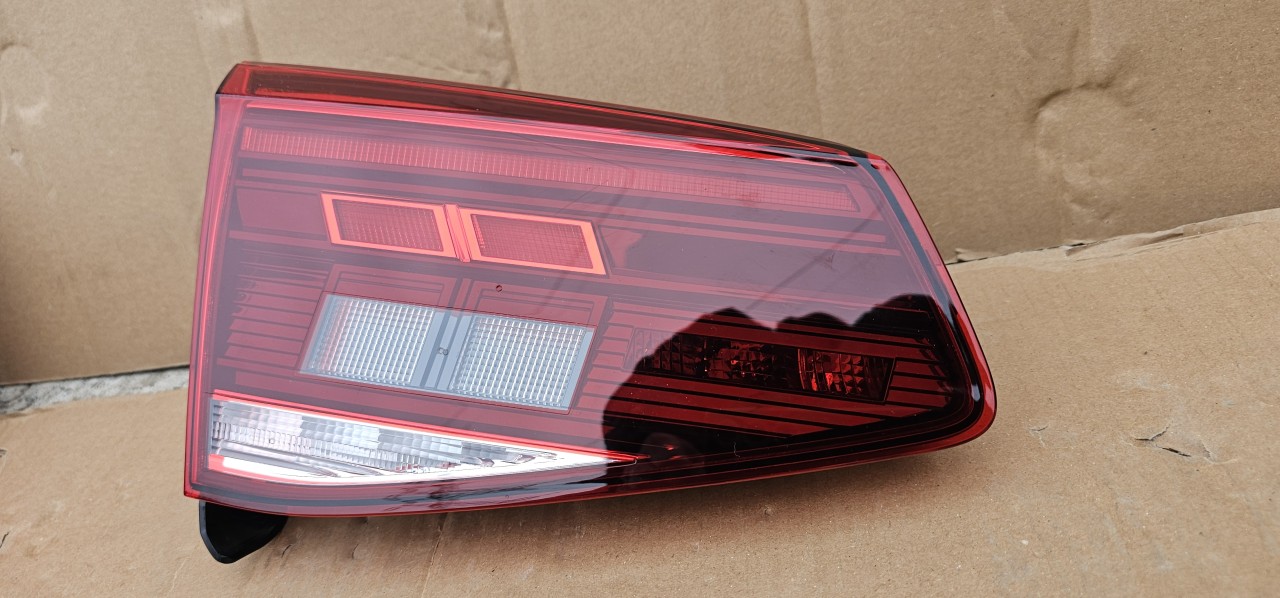 Stop stanga haion VW Passat B8 Combi break Facelift LED 2019 2020 2021 2022