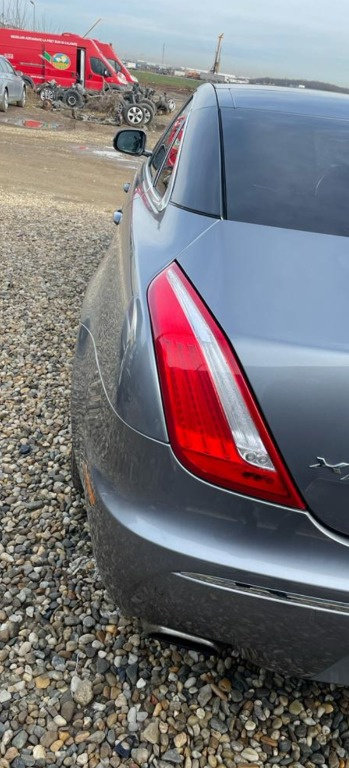 Stop stanga Jaguar XJ 3.0 d 2012