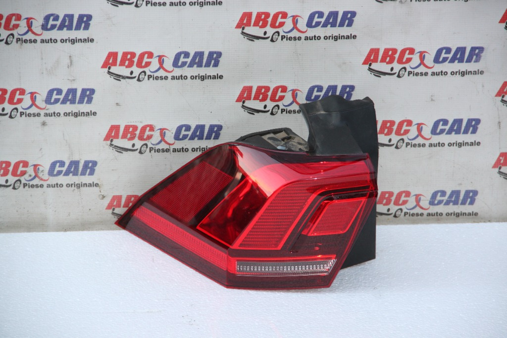 Stop stanga LED VW Tiguan (AD1) 2016-prezent 5NA945095D