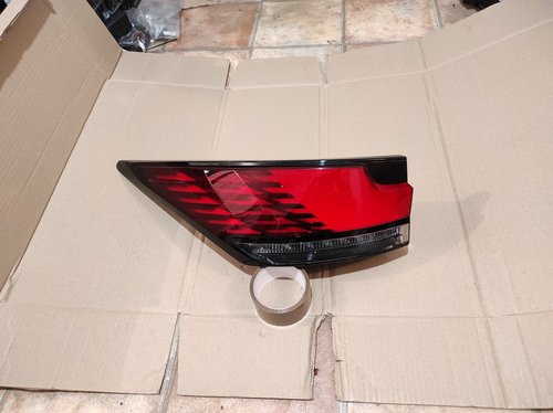 Stop stanga Lexus RX350 / RX500 (2022-2023) cod LR5B